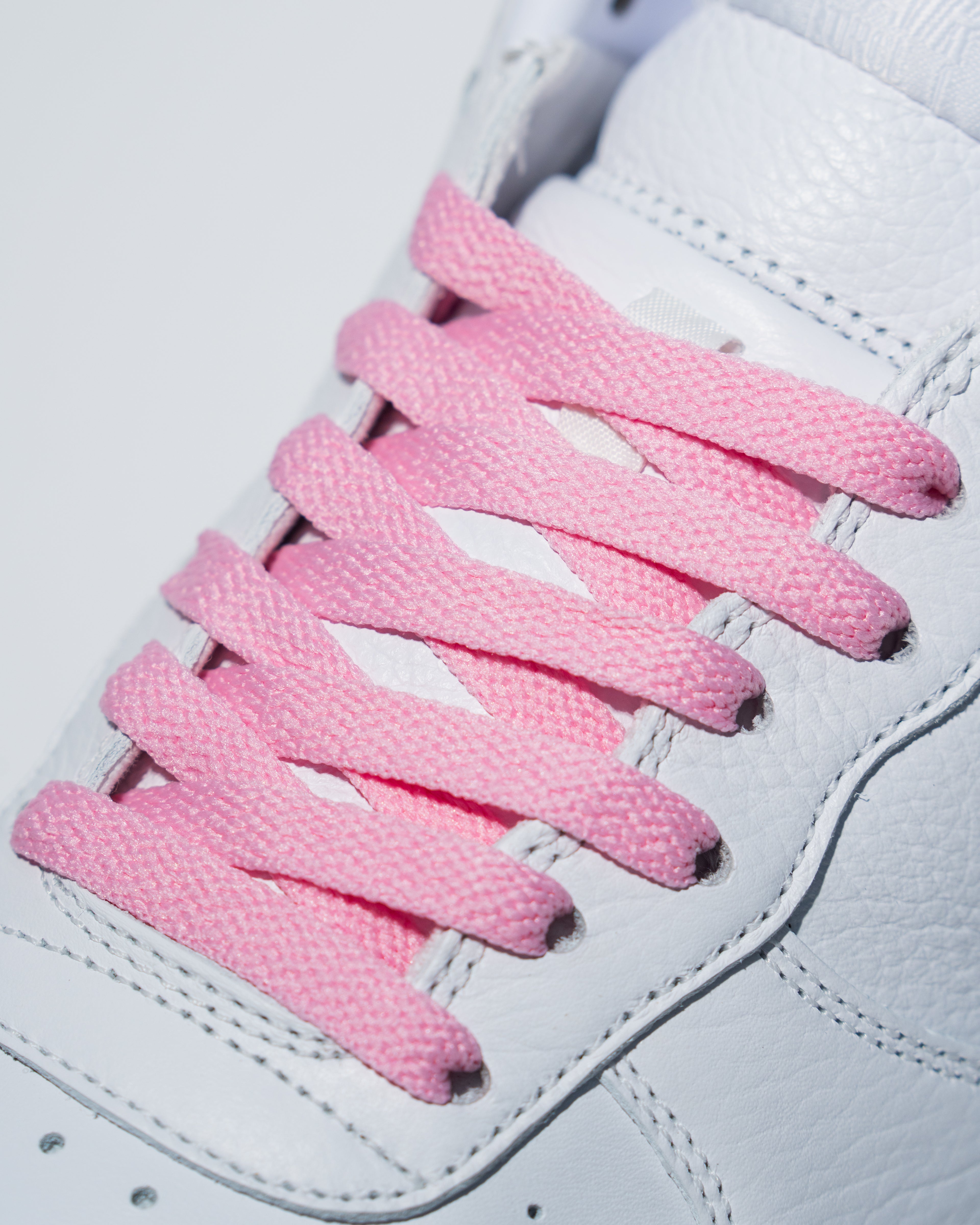 "Piggy Pink" Flat Lace
